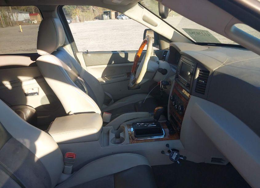 Photo 5 of 2007 Jeep Grand CHEROKEE OVERLAND (VIN 1J8HS68297C572742)