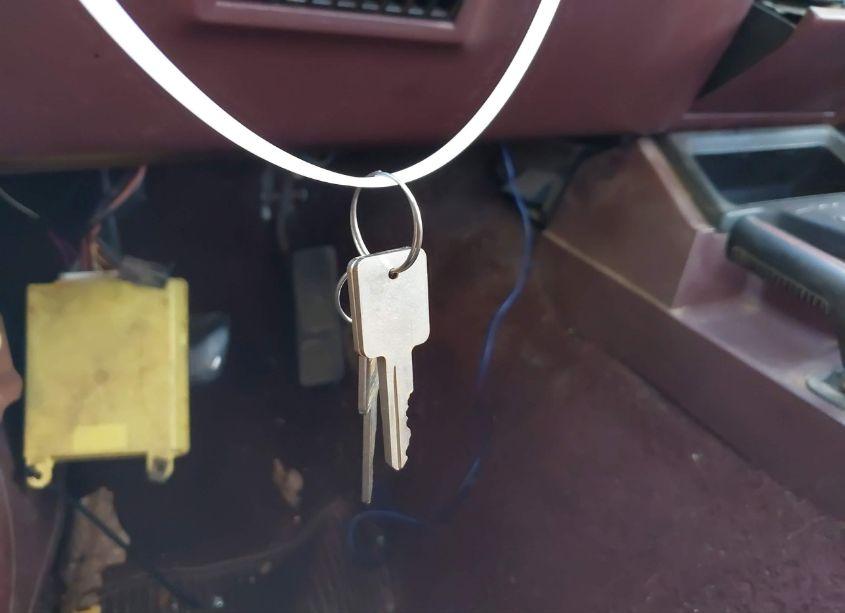 Photo 11 of 1988 Jeep Cherokee LAREDO (VIN 1JCMR7844JT143958)