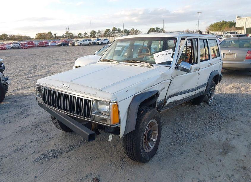 Photo 6 of 1988 Jeep Cherokee LAREDO (VIN 1JCMR7844JT143958)