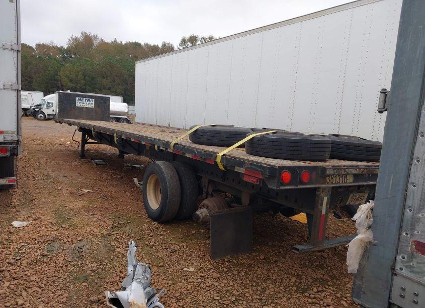 Photo 3 of 1994 Wabash National CORP WABASH NATIONAL CORP (VIN 1JJF48277RL213666)