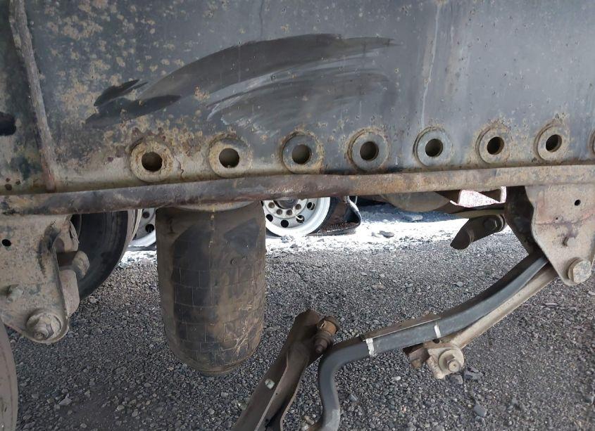 Photo 6 of 1998 Wabash National CORP TRAILER (VIN 1JJF482F4WS457915)