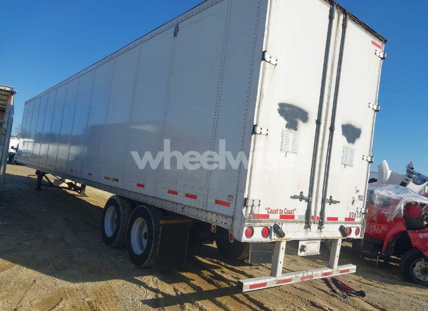 Photo 3 of 2007 Wabash National CORP UNKNOWN (VIN 1JJV532W57L102310)