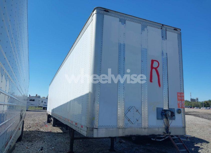 2002 Wabash National CORP WABASH NATIONAL CORP (VIN 1JJV532WX2L796016) main photo