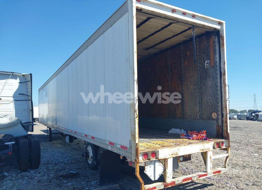 Photo 3 of 2002 Wabash National CORP WABASH NATIONAL CORP (VIN 1JJV532WX2L796016)