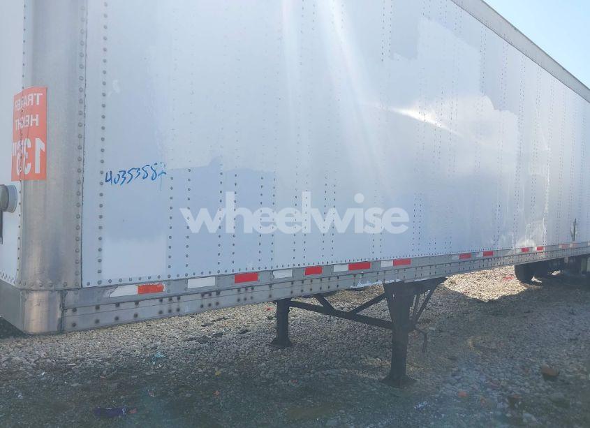 Photo 8 of 2002 Wabash National CORP WABASH NATIONAL CORP (VIN 1JJV532WX2L796016)