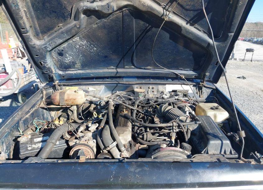 Photo 10 of 1987 Jeep Comanche N/A (VIN 1JTMG6414HT098798)