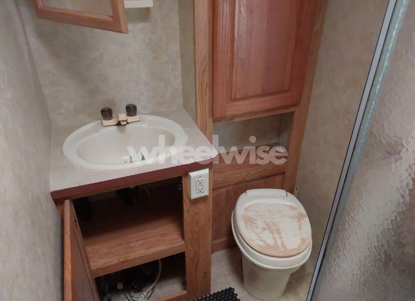 Photo 14 of 2006 Holiday Rambler OTHER (VIN 1KB1A1K216E161402)