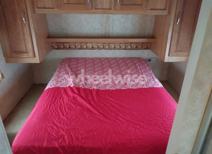 Photo 15 of 2006 Holiday Rambler OTHER (VIN 1KB1A1K216E161402)