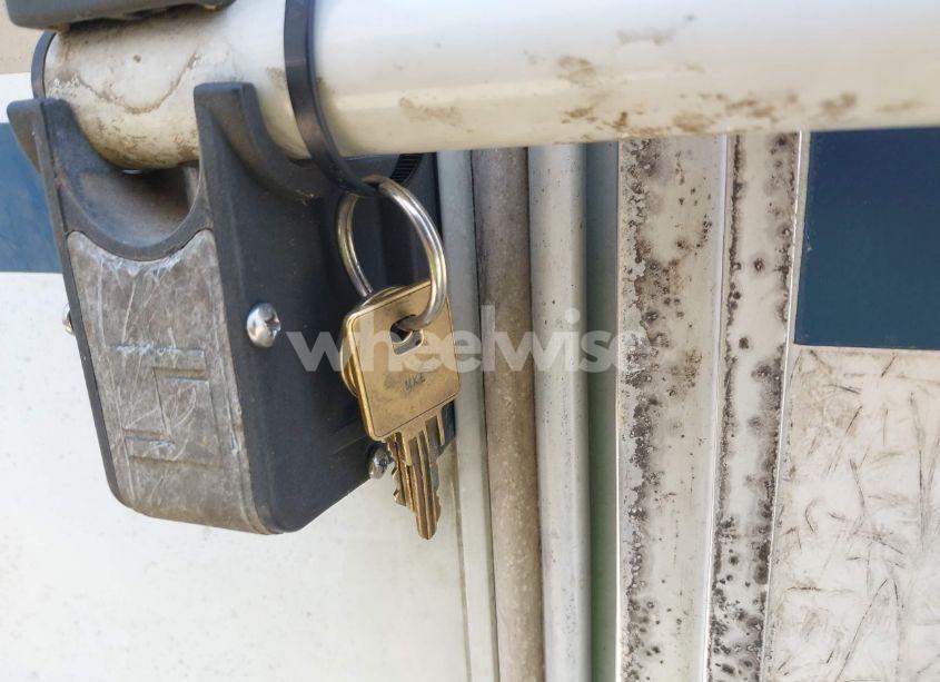 Photo 11 of 1999 Holiday Rambler ALUMASCAPE 5TH WHEEL TRAVEL TRAILER (VIN 1KB331H20XE105768)