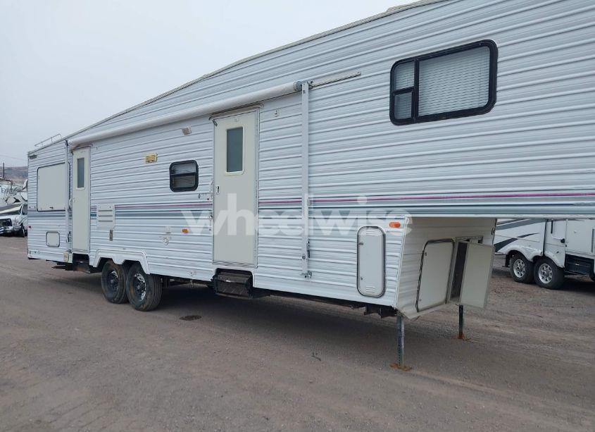 Photo 13 of 2000 Holiday Rambler TOY HAULER (VIN 1KT351F20Y2392217)