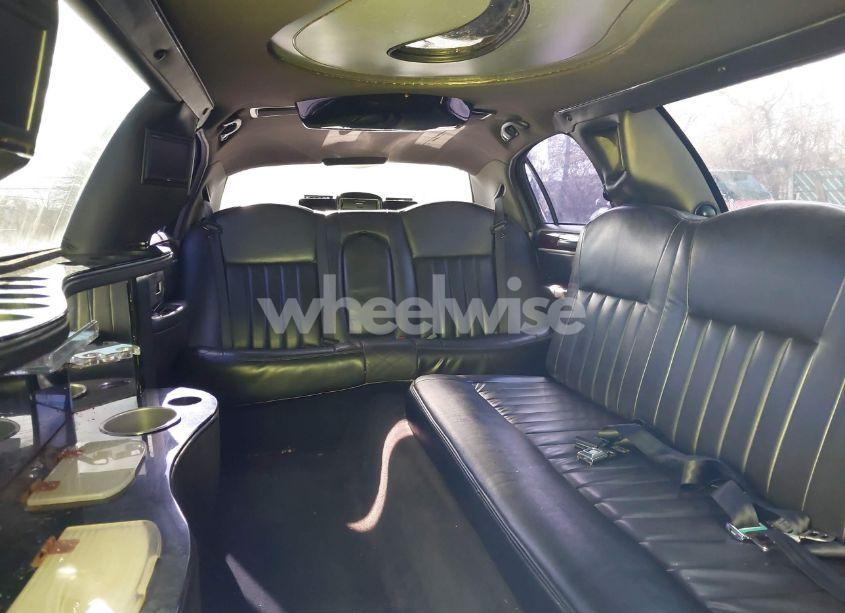 Photo 14 of 2007 Lincoln Town CAR EXECUTIVE (VIN 1L1FM88W37Y636698)