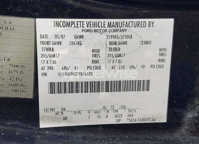 Photo 9 of 2007 Lincoln Town CAR EXECUTIVE (VIN 1L1FM88W37Y636698)