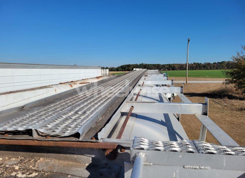 Photo 4 of 2010 Ledwell Feed TRAILER (VIN 1L9AC32C9AL033027)