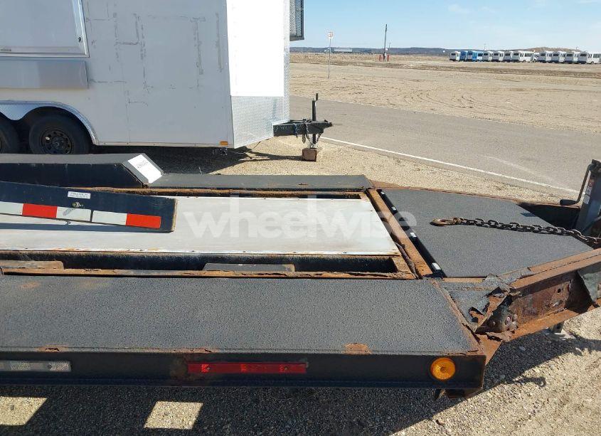 Photo 5 of 2015 Trailer Load TECHNOLOGY (VIN 1L9BL1826FM448119)