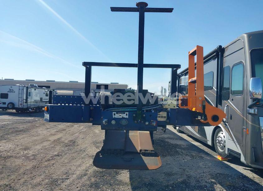 Photo 12 of 2014 Landoll Corp LOWBED (VIN 1LH343RG6E1021096)