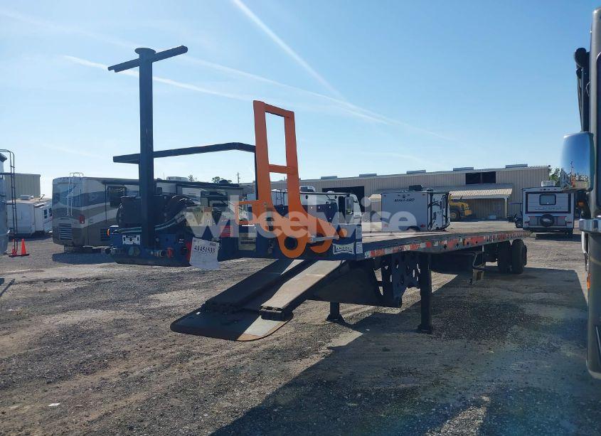 Photo 2 of 2014 Landoll Corp LOWBED (VIN 1LH343RG6E1021096)