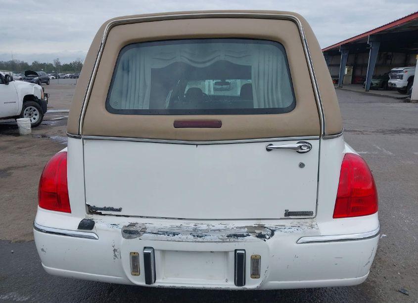 Photo 8 of 2007 Lincoln Town CAR EXECUTIVE (VIN 1LJFM88W17Y626199)