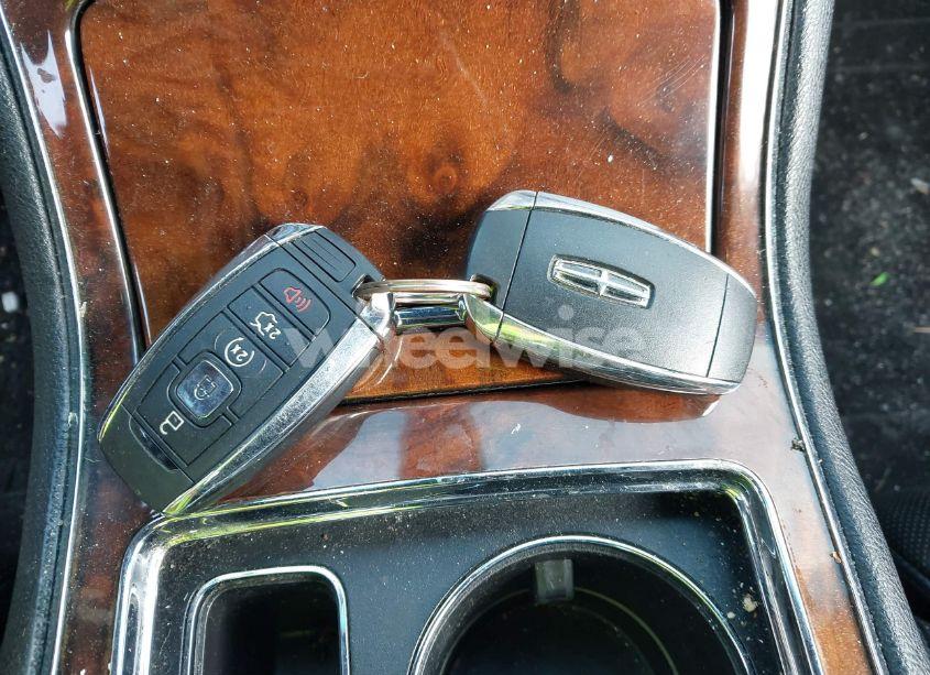 Photo 11 of 2019 Lincoln Continental LIVERY (VIN 1LN6L9HK8K5600651)