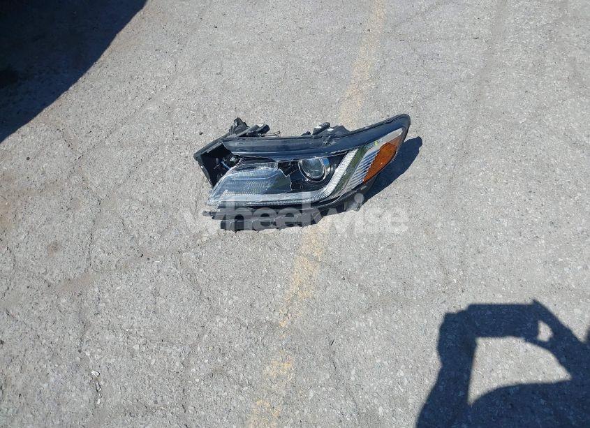 Photo 12 of 2017 Lincoln Continental RESERVE (VIN 1LN6L9NP9H5616821)