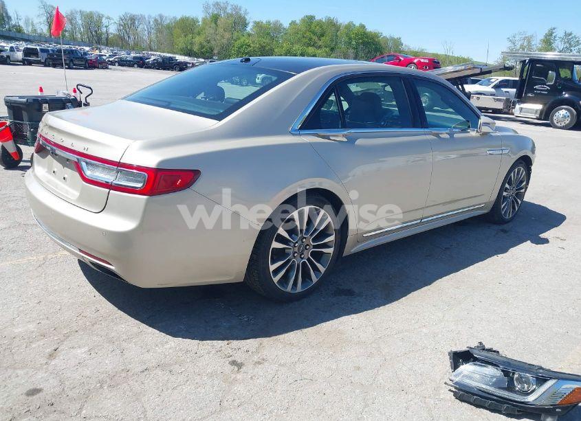 Photo 4 of 2017 Lincoln Continental RESERVE (VIN 1LN6L9NP9H5616821)
