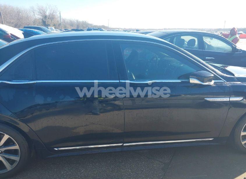 Photo 13 of 2019 Lincoln Continental STANDARD (VIN 1LN6L9PK7K5602571)