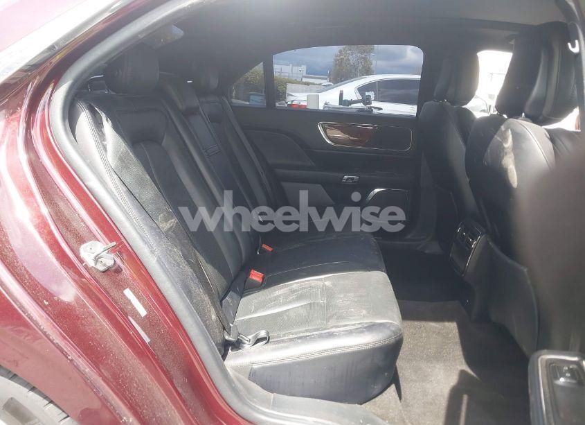 Photo 8 of 2019 Lincoln Continental SELECT (VIN 1LN6L9SK5K5600535)