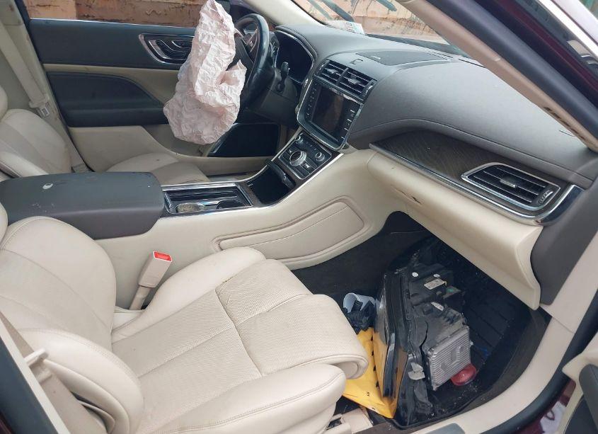 Photo 5 of 2019 Lincoln Continental SELECT (VIN 1LN6L9TK9K5607602)