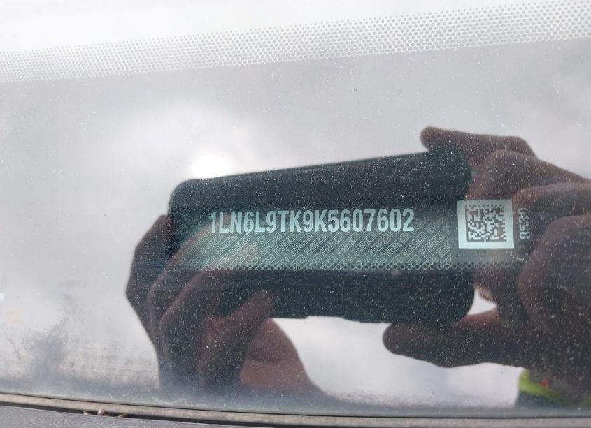 Photo 9 of 2019 Lincoln Continental SELECT (VIN 1LN6L9TK9K5607602)