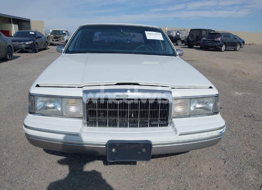 Photo 6 of 1991 Lincoln Town CAR SIGNATURE (VIN 1LNCM82W4MY780461)