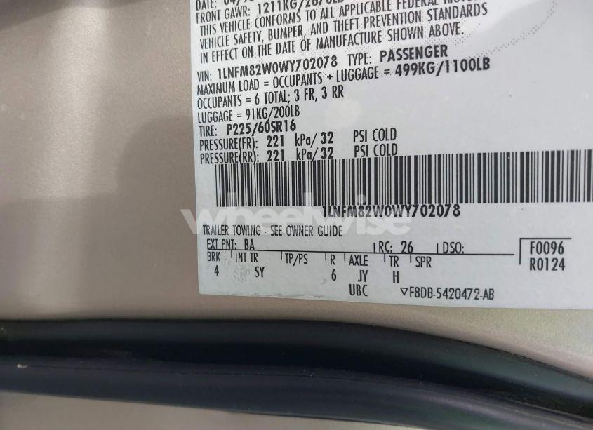 Photo 9 of 1998 Lincoln Town CAR SIGNATURE (VIN 1LNFM82W0WY702078)