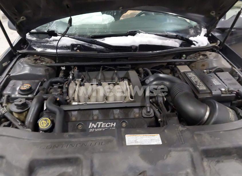 Photo 10 of 1998 Lincoln Continental (VIN 1LNFM97V0WY664194)