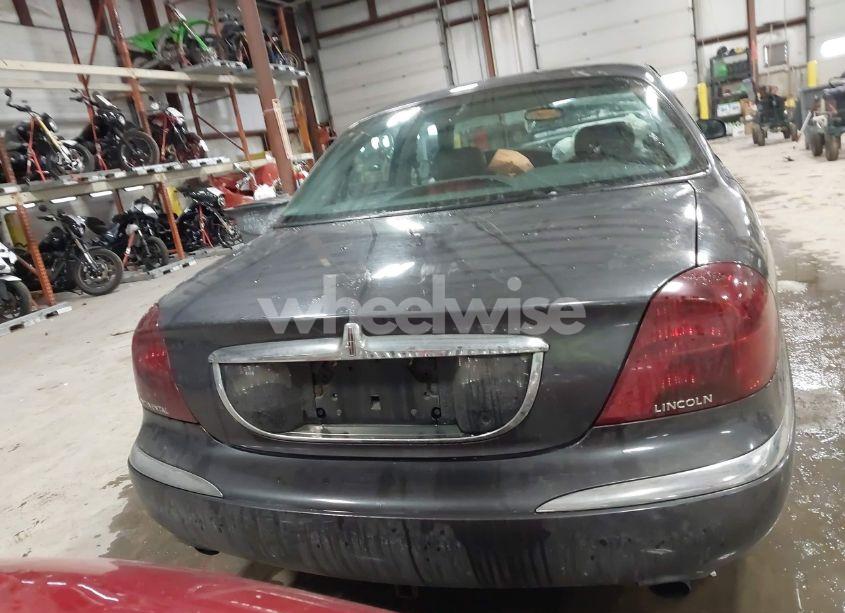 Photo 16 of 1998 Lincoln Continental (VIN 1LNFM97V0WY664194)