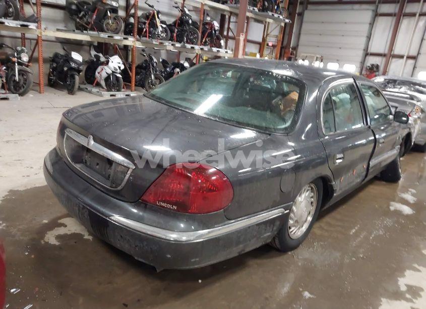Photo 4 of 1998 Lincoln Continental (VIN 1LNFM97V0WY664194)