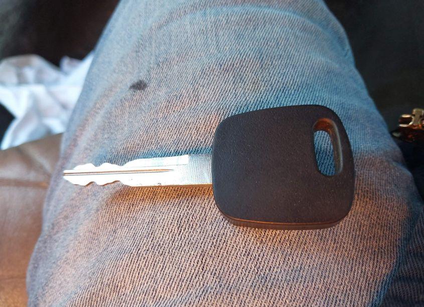 Photo 11 of 1998 Lincoln Continental (VIN 1LNFM97V1WY623542)