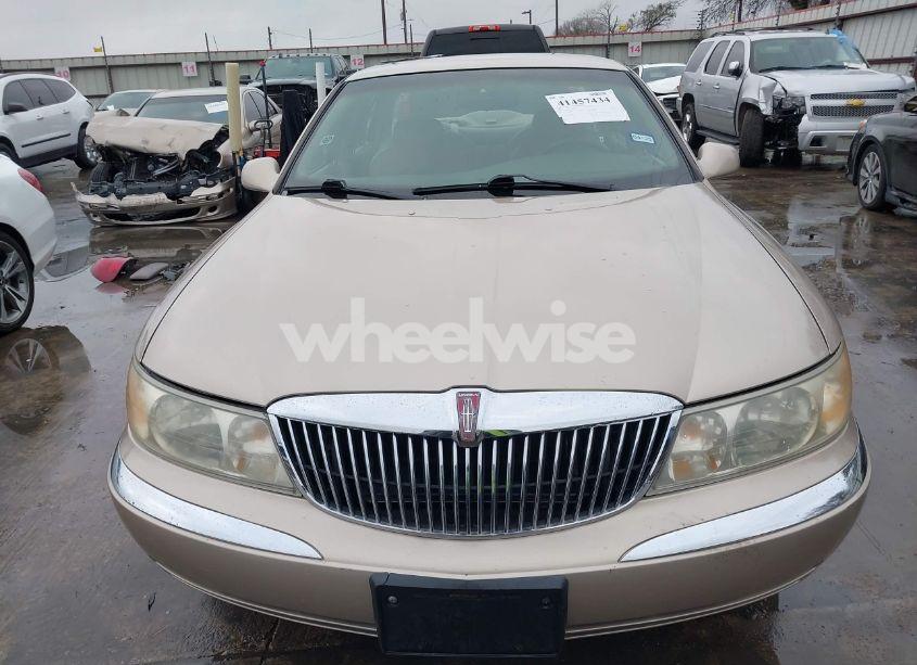 Photo 13 of 1998 Lincoln Continental (VIN 1LNFM97V1WY680341)