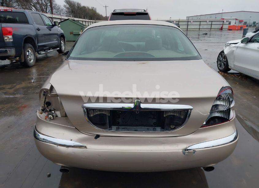 Photo 6 of 1998 Lincoln Continental (VIN 1LNFM97V1WY680341)