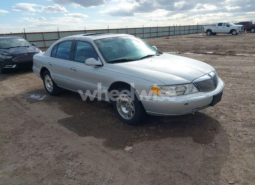 1998 Lincoln Continental (VIN 1LNFM97V8WY637860) main photo