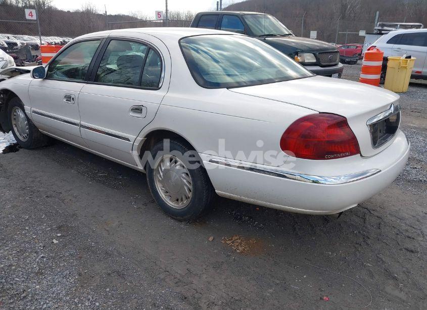 Photo 3 of 1998 Lincoln Continental (VIN 1LNFM97VXWY619313)