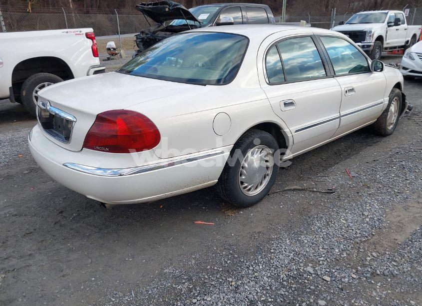 Photo 4 of 1998 Lincoln Continental (VIN 1LNFM97VXWY619313)