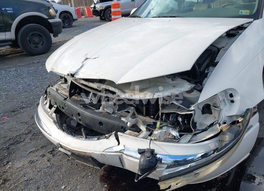 Photo 6 of 1998 Lincoln Continental (VIN 1LNFM97VXWY619313)