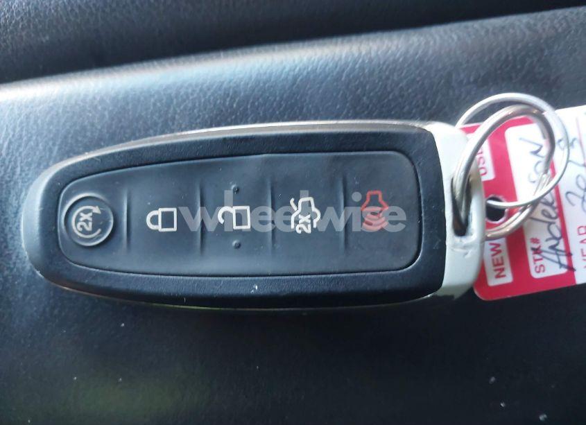 Photo 11 of 2013 Lincoln Mks (VIN 1LNHL9DK0DG604568)