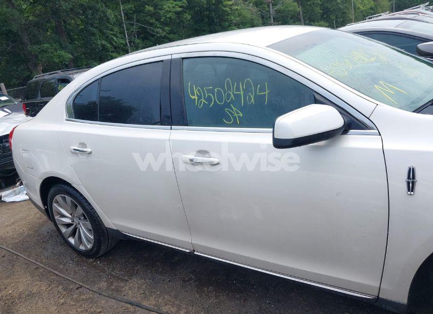 Photo 13 of 2013 Lincoln Mks (VIN 1LNHL9DK6DG600928)