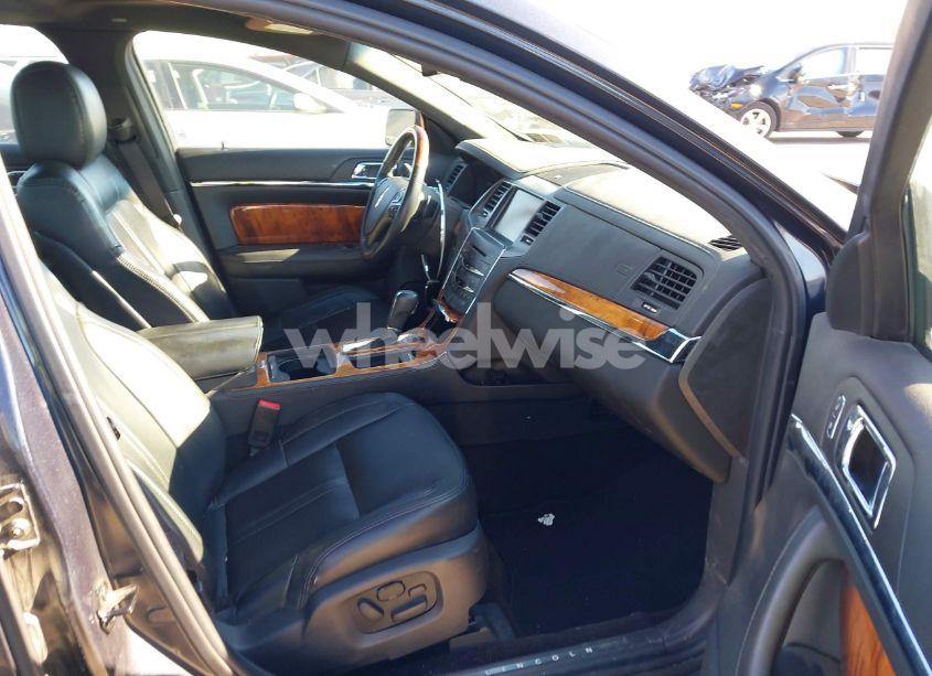 Photo 5 of 2013 Lincoln Mks (VIN 1LNHL9DK9DG616122)