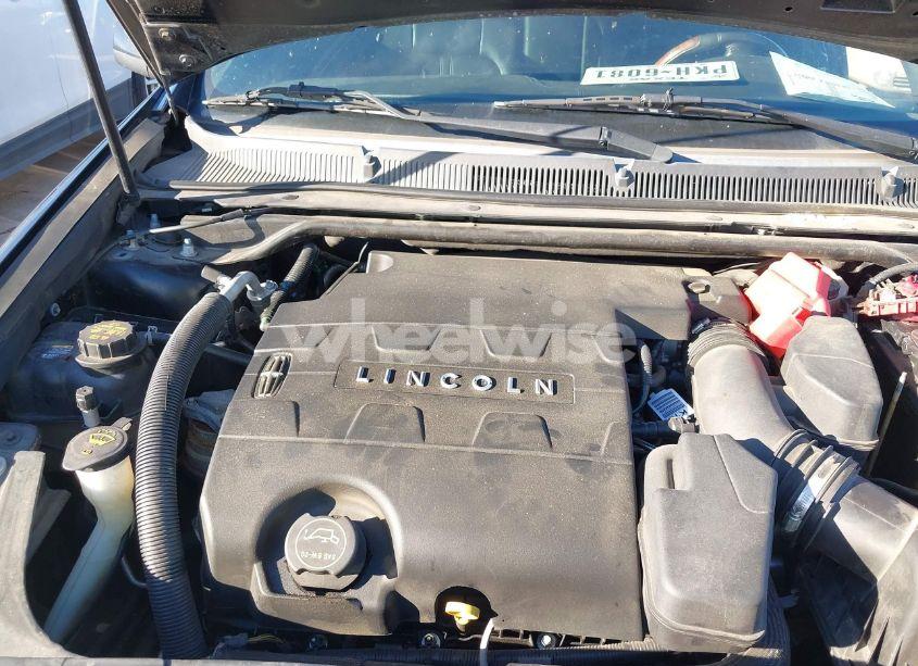 Photo 10 of 2016 Lincoln Mks (VIN 1LNHL9EKXGG600014)