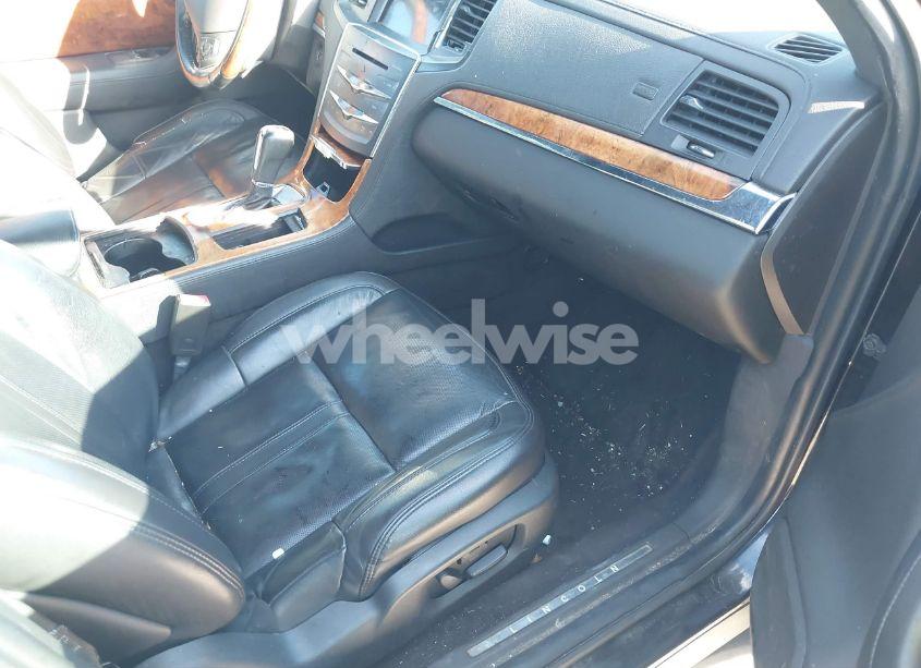 Photo 5 of 2016 Lincoln Mks (VIN 1LNHL9EKXGG600014)