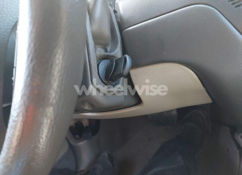 Photo 11 of 2006 Lincoln Town CAR SIGNATURE (VIN 1LNHM81VX6Y641906)