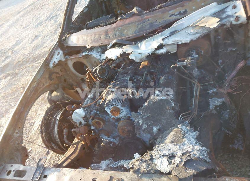 Photo 10 of 2000 Lincoln Town CAR EXECUTIVE (VIN 1LNHM81W0YY823982)