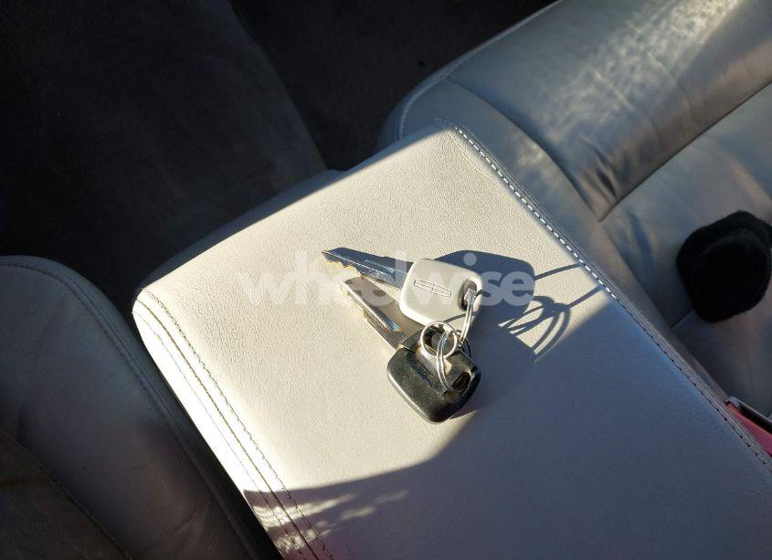 Photo 11 of 2002 Lincoln Town CAR EXECUTIVE (VIN 1LNHM81W12Y649735)