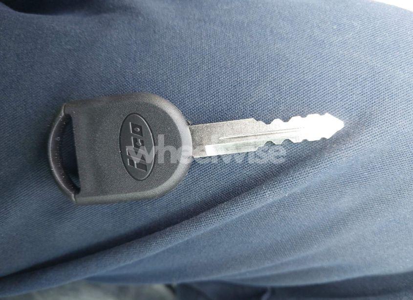 Photo 11 of 2004 Lincoln Town CAR SIGNATURE (VIN 1LNHM81W14Y612252)