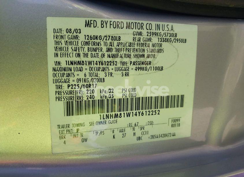 Photo 9 of 2004 Lincoln Town CAR SIGNATURE (VIN 1LNHM81W14Y612252)